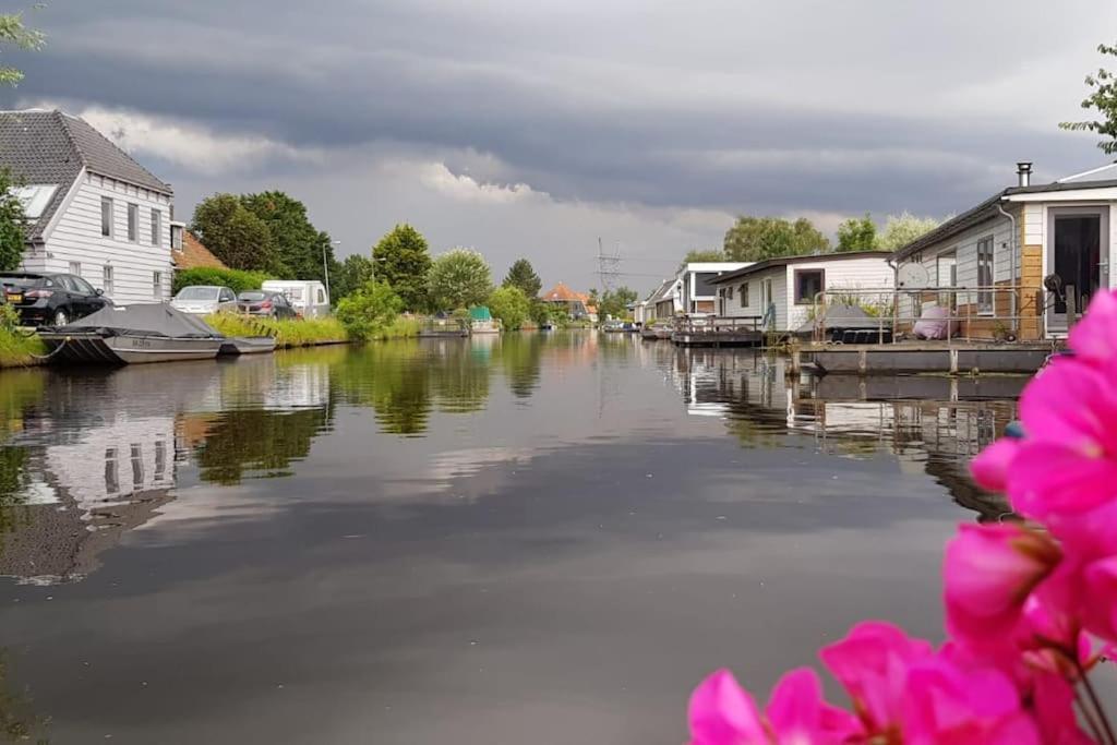 Out Of Amsterdam, River Apartment Close To City Broek in Waterland Exteriör bild