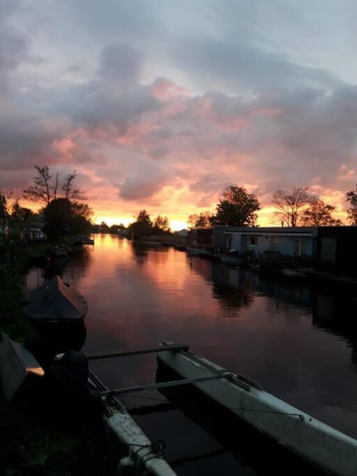Out Of Amsterdam, River Apartment Close To City Broek in Waterland Exteriör bild